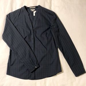 L.L. Bean Wrinkle Free Collarless Button-up Plaid Blouse